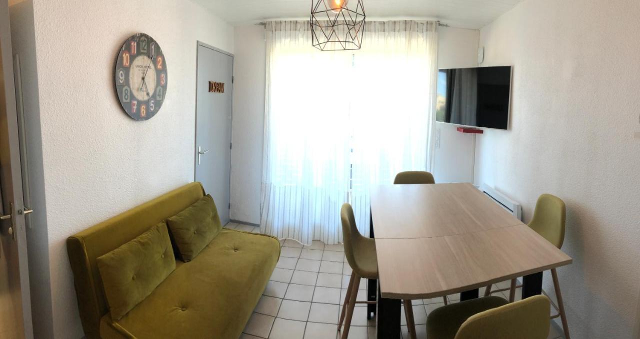 Appartement Climatise Avec Piscine & Mer Bleu Marine Lacanau Buitenkant foto