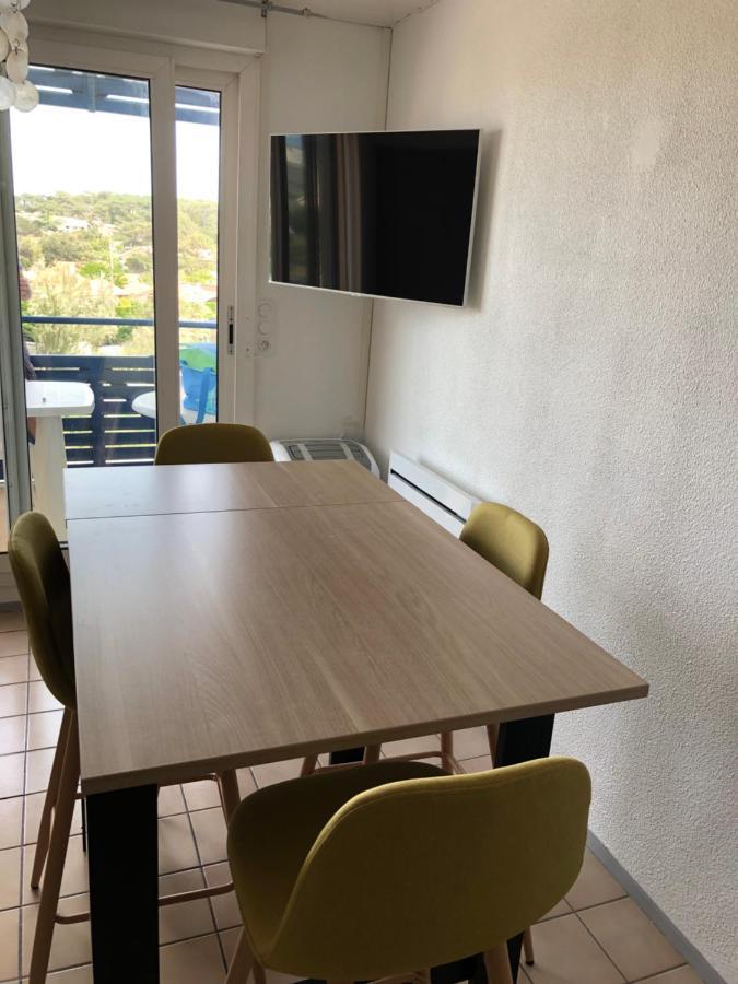 Appartement Climatise Avec Piscine & Mer Bleu Marine Lacanau Buitenkant foto